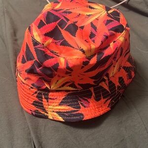 Vibrant Leaf Print Bucket Hat